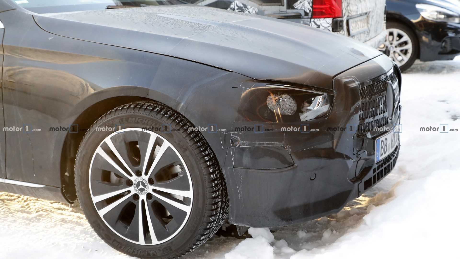 MERCEDES-BENZ E CLASS 2020 MOSTRA COM MAIS DETALHES SEUS NOVOS FARÓIS, foto 16