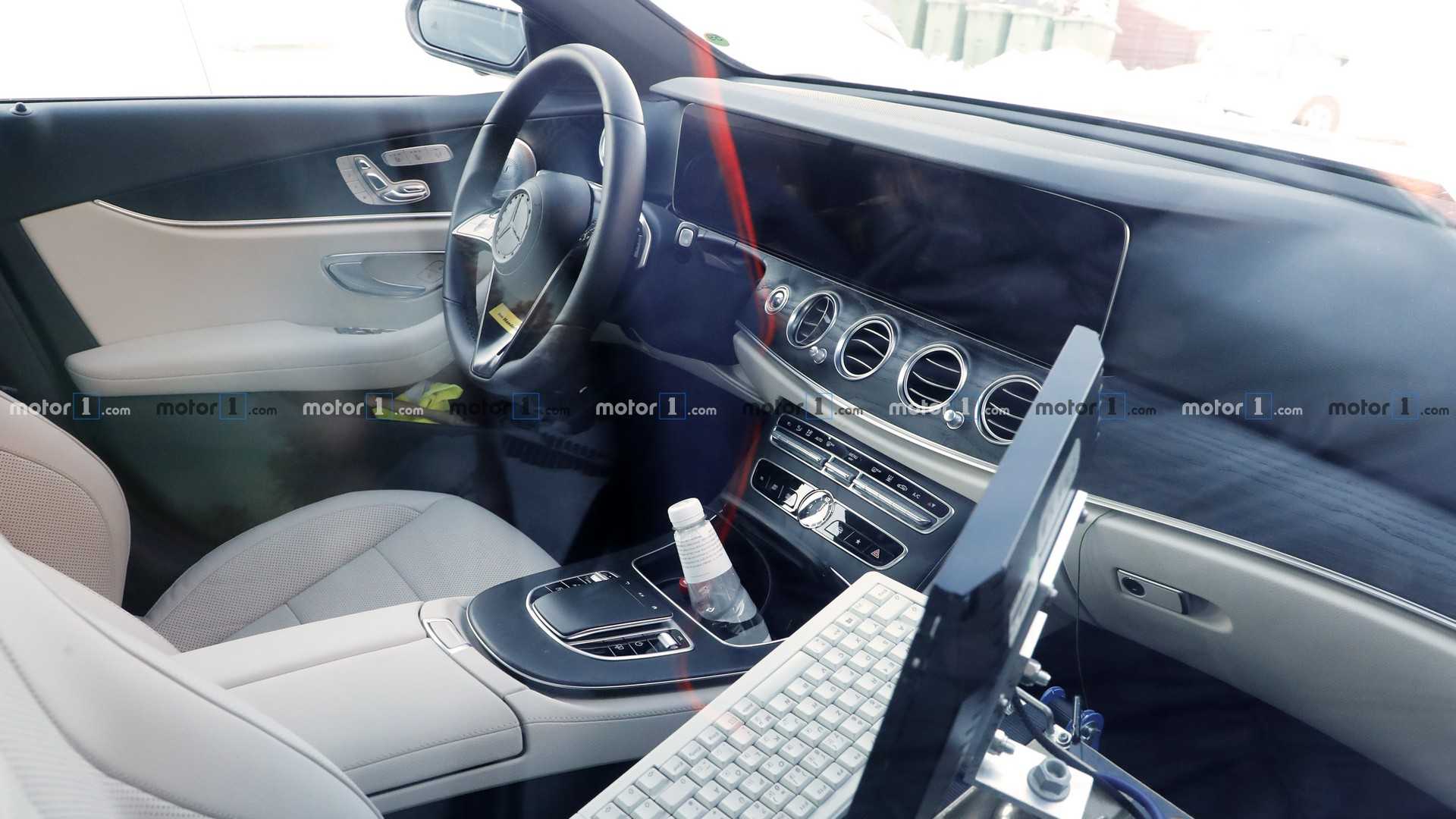 MERCEDES-BENZ E CLASS 2020 MOSTRA COM MAIS DETALHES SEUS NOVOS FARÓIS, foto 20