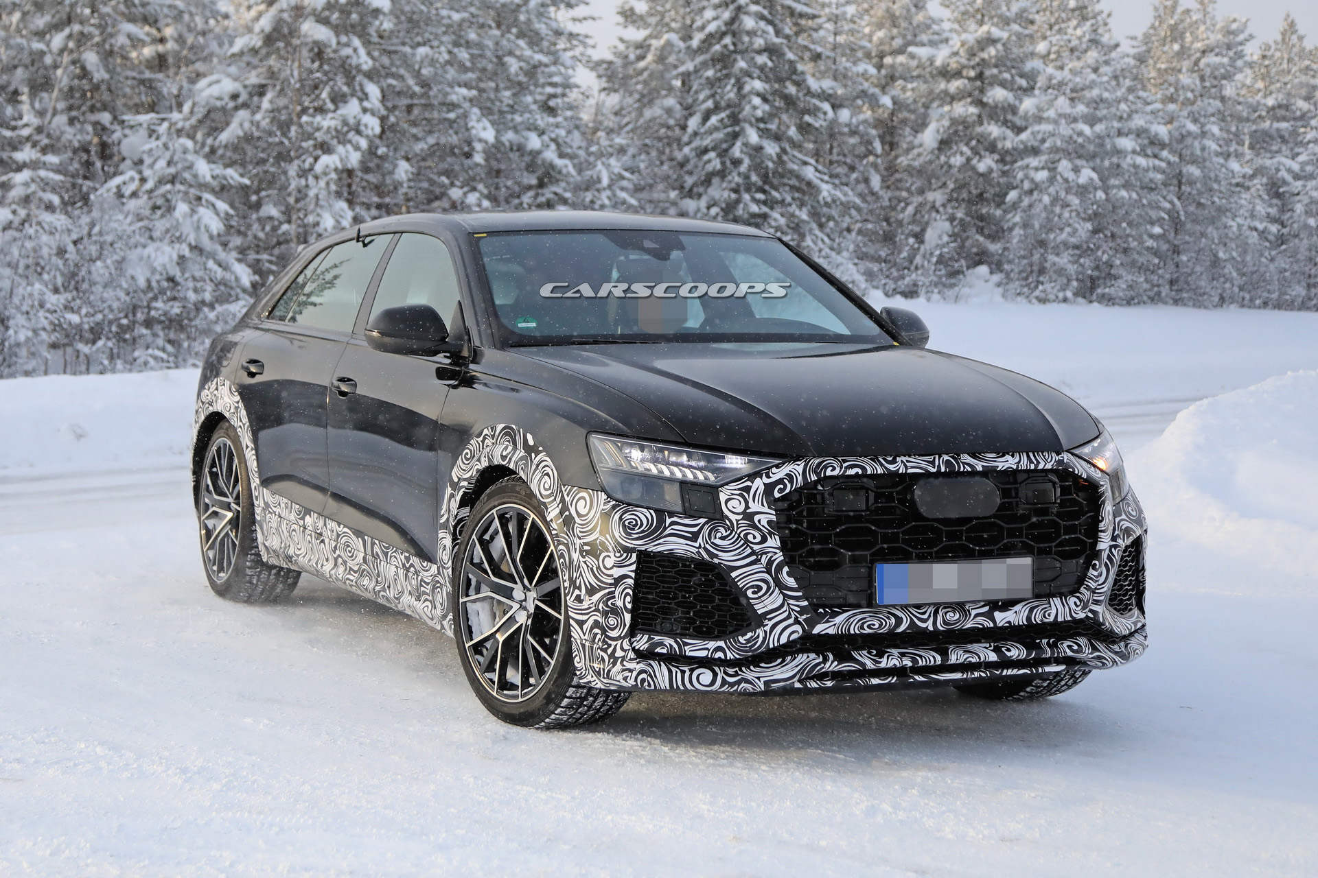AUDI RS Q8 FLAGRADO DURANTE SEUS TESTES DE INVERNO, foto 4