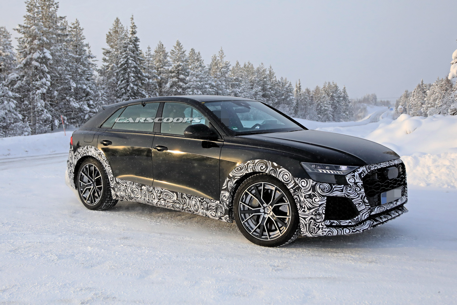 AUDI RS Q8 FLAGRADO DURANTE SEUS TESTES DE INVERNO, foto 5