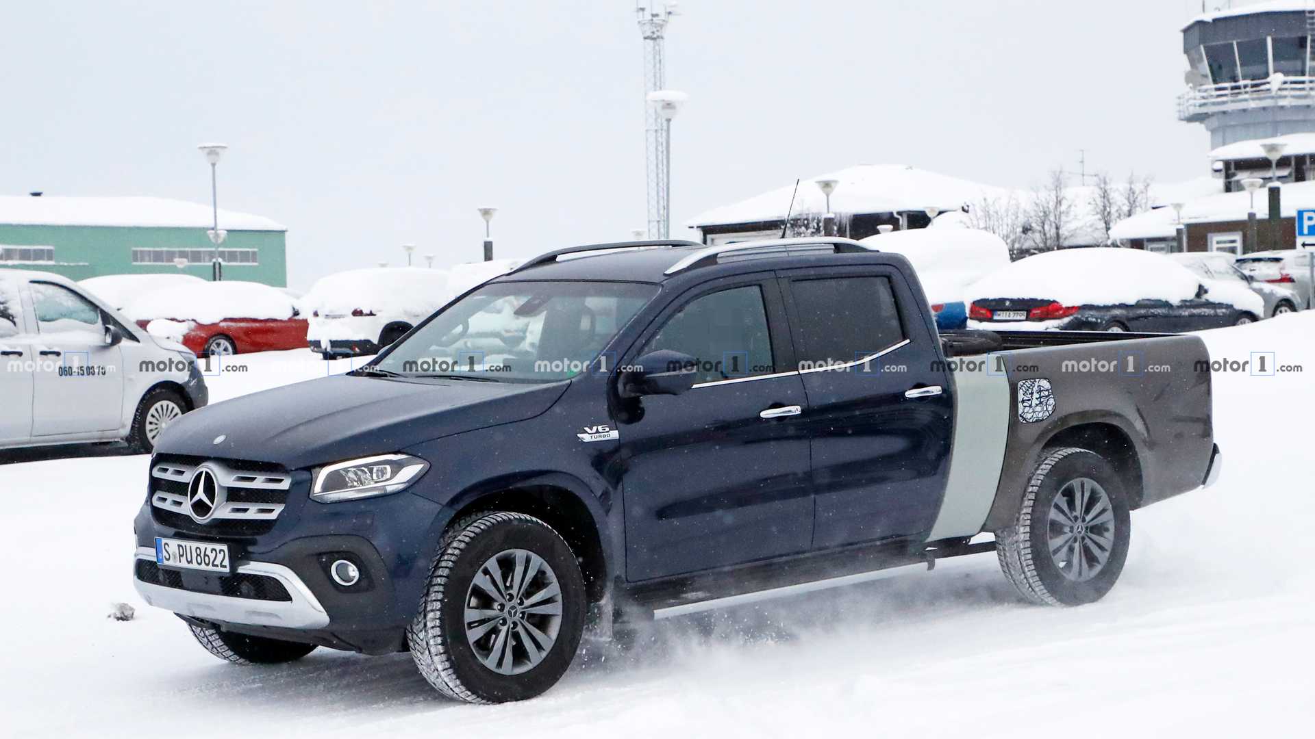 NOVO MERCEDES-BENZ X CLASS DE CHASSI ESTENDIDO FLAGRADO SEM CAMUFLAGEM, foto 4