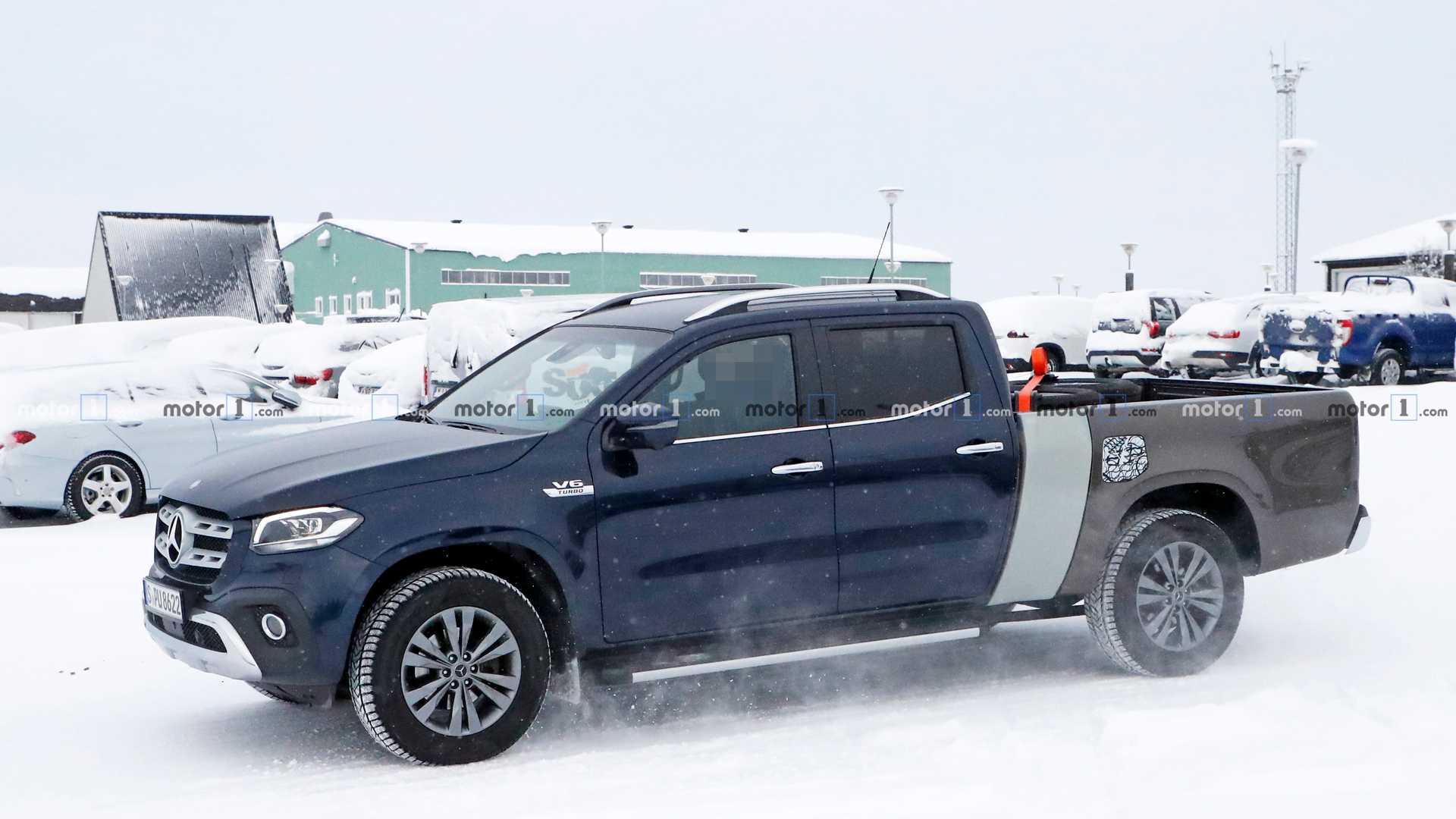 NOVO MERCEDES-BENZ X CLASS DE CHASSI ESTENDIDO FLAGRADO SEM CAMUFLAGEM, foto 5