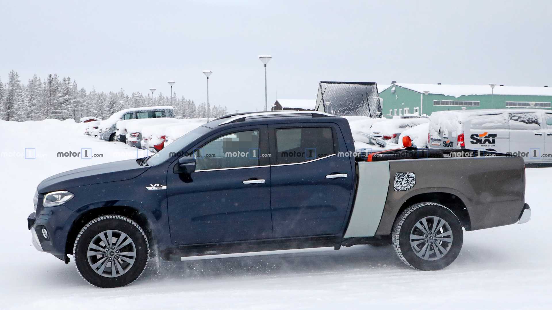 NOVO MERCEDES-BENZ X CLASS DE CHASSI ESTENDIDO FLAGRADO SEM CAMUFLAGEM, foto 6
