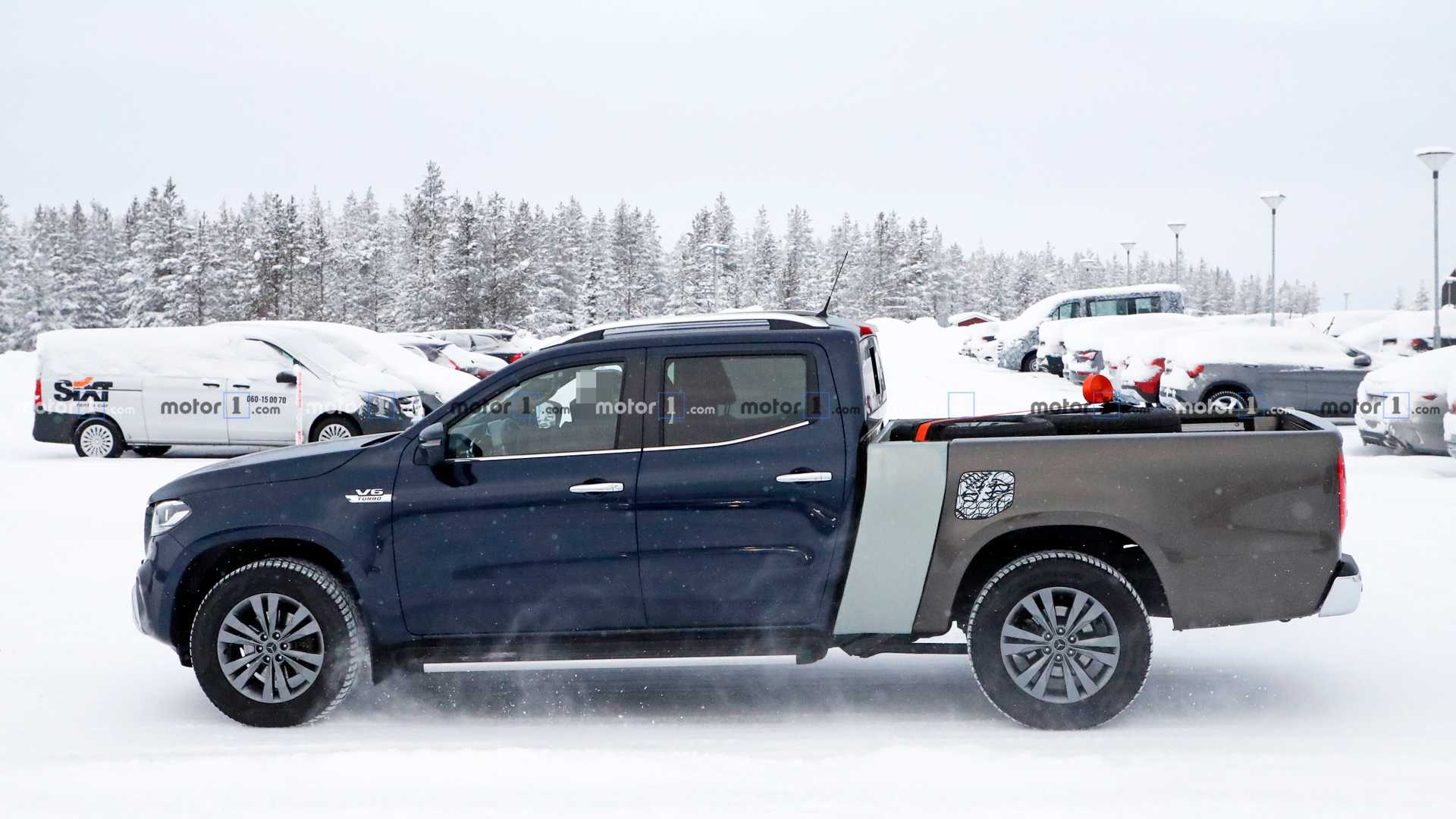NOVO MERCEDES-BENZ X CLASS DE CHASSI ESTENDIDO FLAGRADO SEM CAMUFLAGEM, foto 7