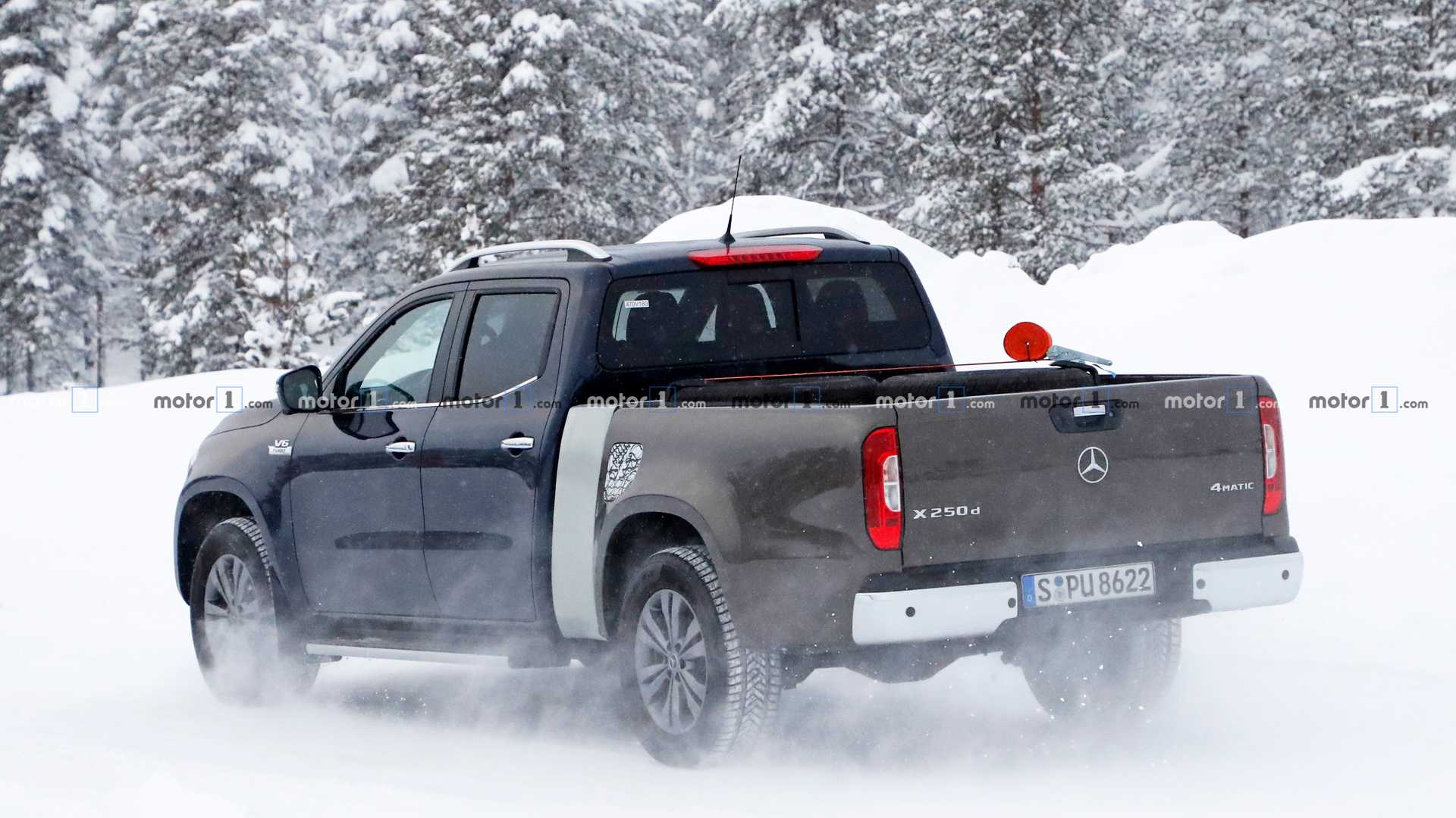 NOVO MERCEDES-BENZ X CLASS DE CHASSI ESTENDIDO FLAGRADO SEM CAMUFLAGEM, foto 10