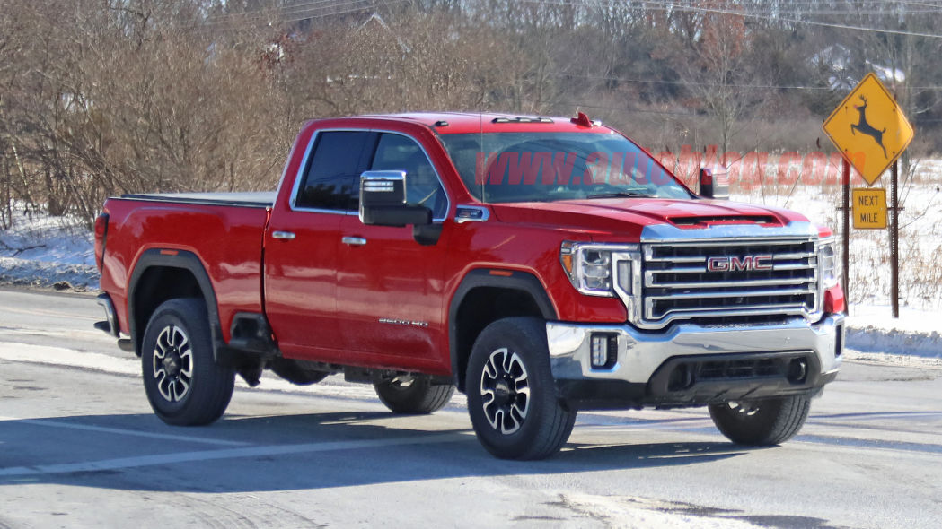 SURGEM AS PRIMEIRAS IMAGENS DO NOVO GMC SIERRA HD NO FORMATO DOUBLE CAB, foto 1
