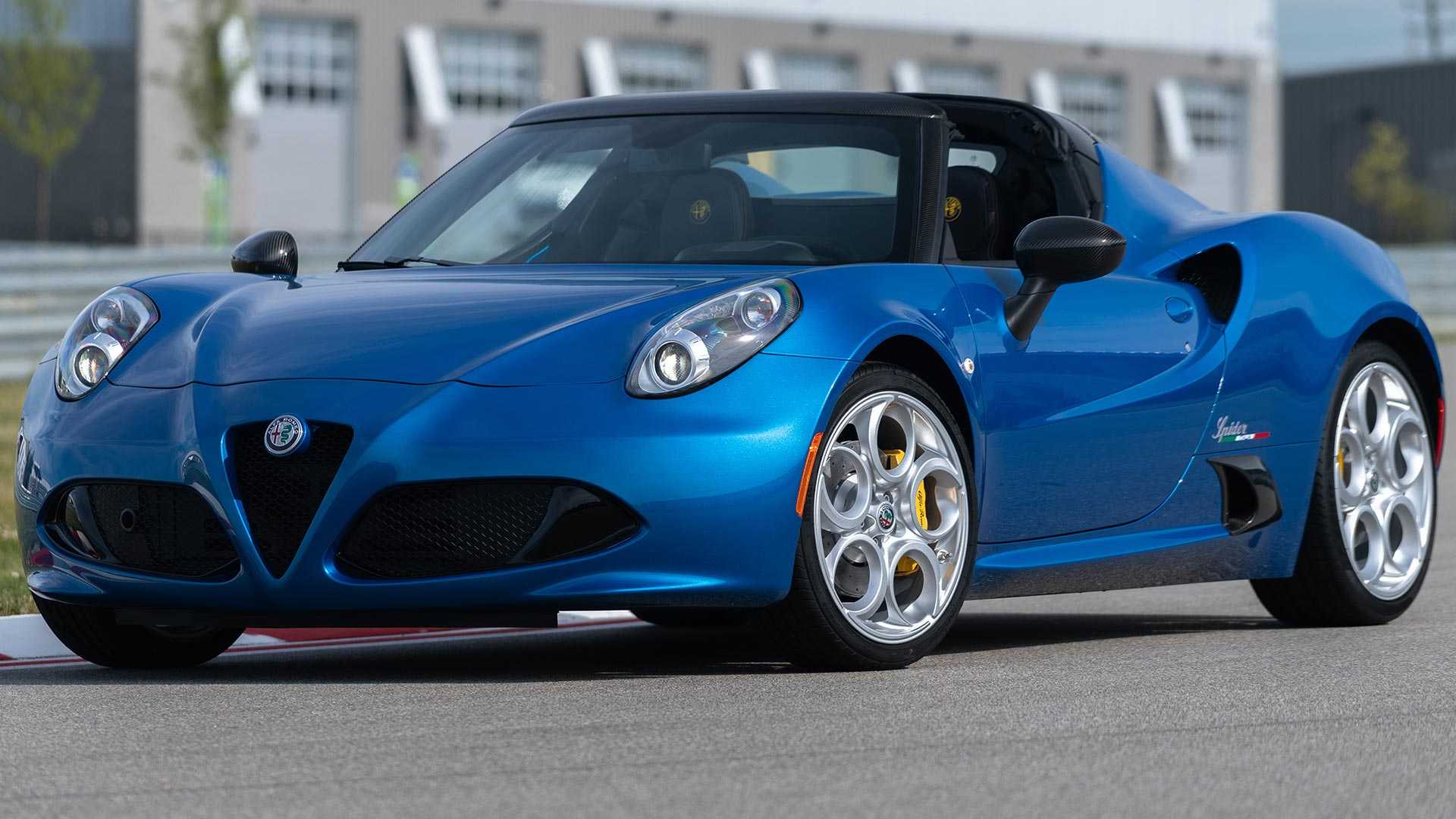 ALFA ROMEO 4C SPIDER ITALIA APRESENTADO EM CHICAGO, foto 1