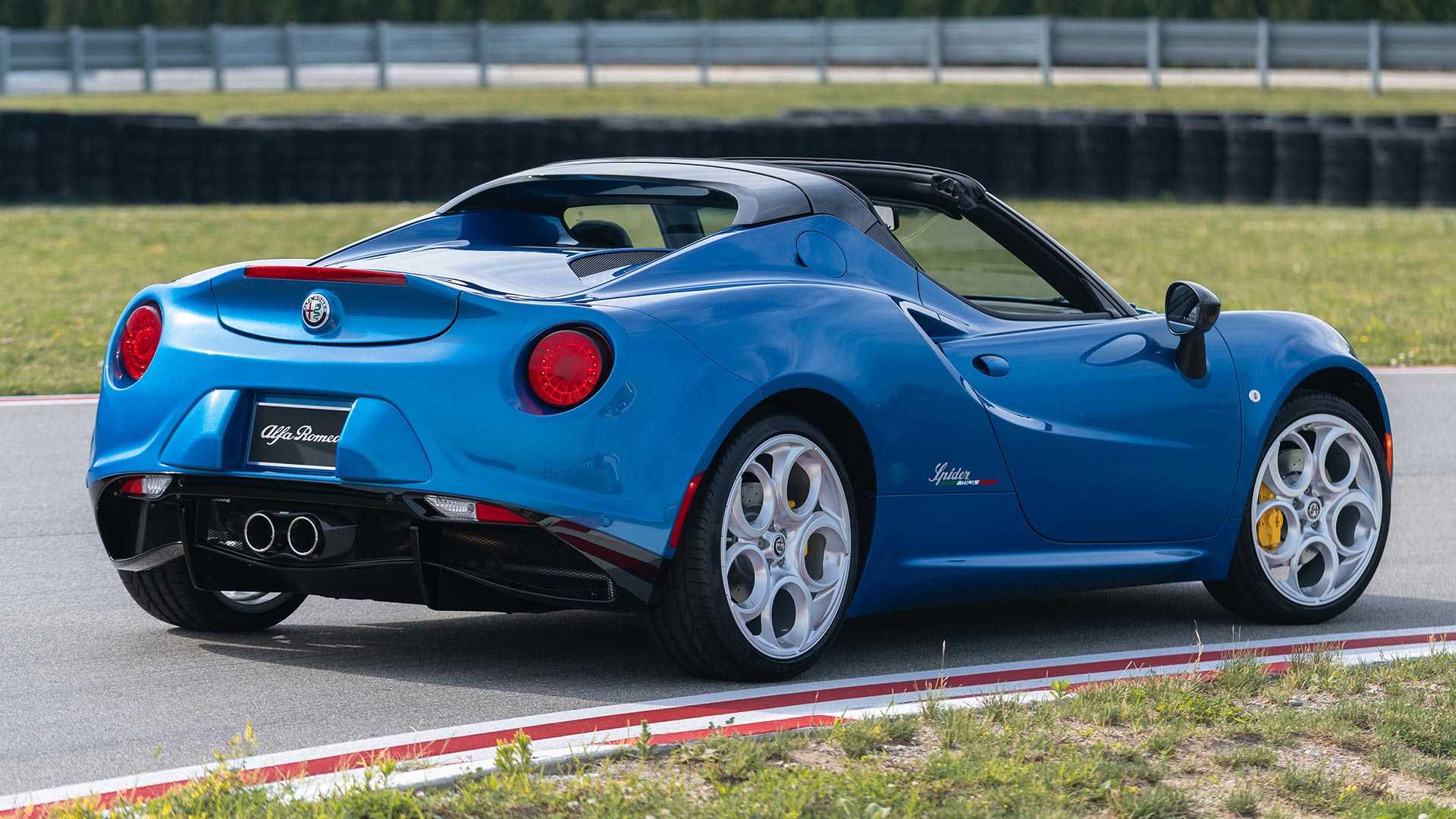 ALFA ROMEO 4C SPIDER ITALIA APRESENTADO EM CHICAGO, foto 3