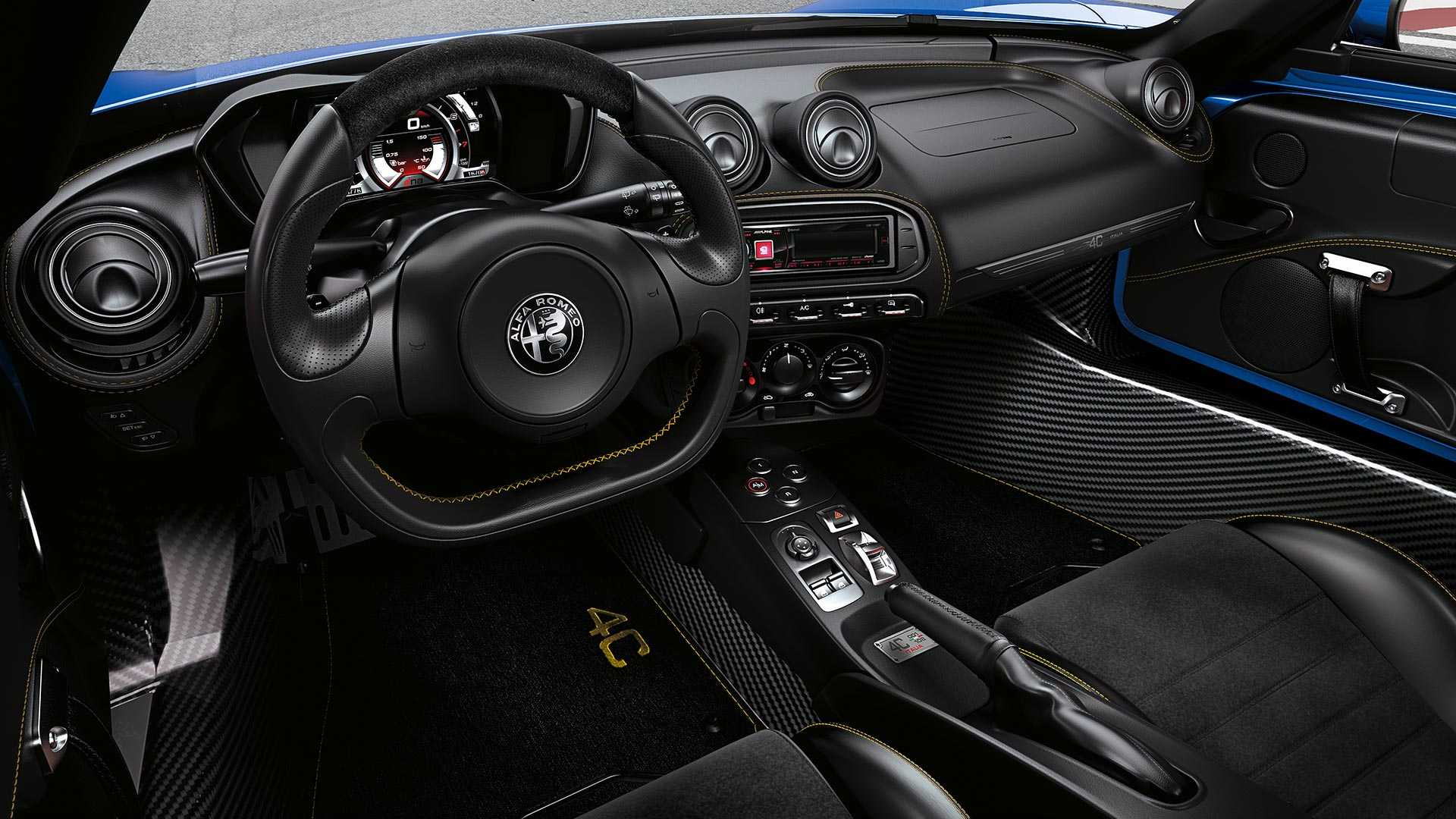ALFA ROMEO 4C SPIDER ITALIA APRESENTADO EM CHICAGO, foto 4