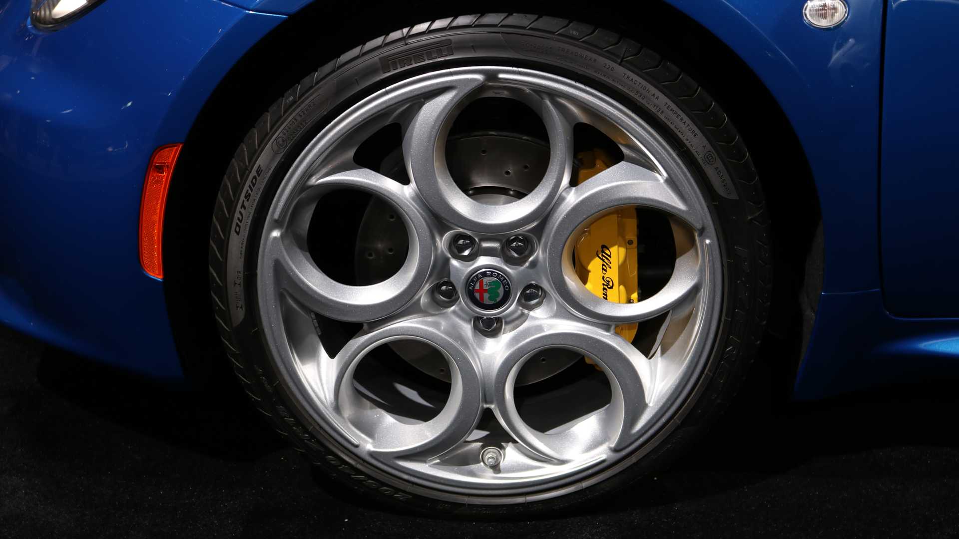 ALFA ROMEO 4C SPIDER ITALIA APRESENTADO EM CHICAGO, foto 8
