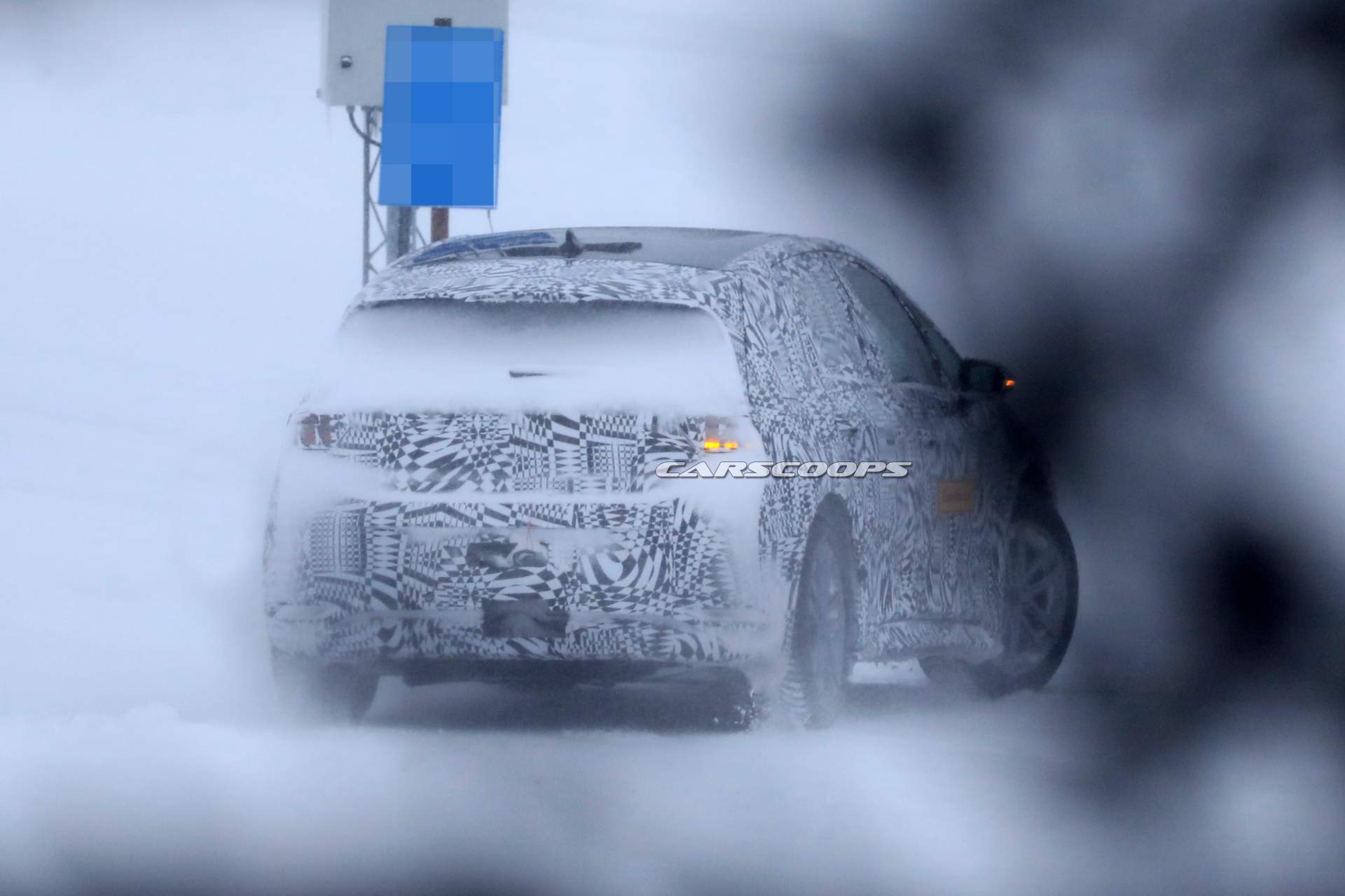 VOLKSWAGEN NEO: O COMPACTO ELÉTRICO JÁ ESTA RODANDO NOS CLIMAS FRIOS DO NORTE DA EUROPA, foto 8