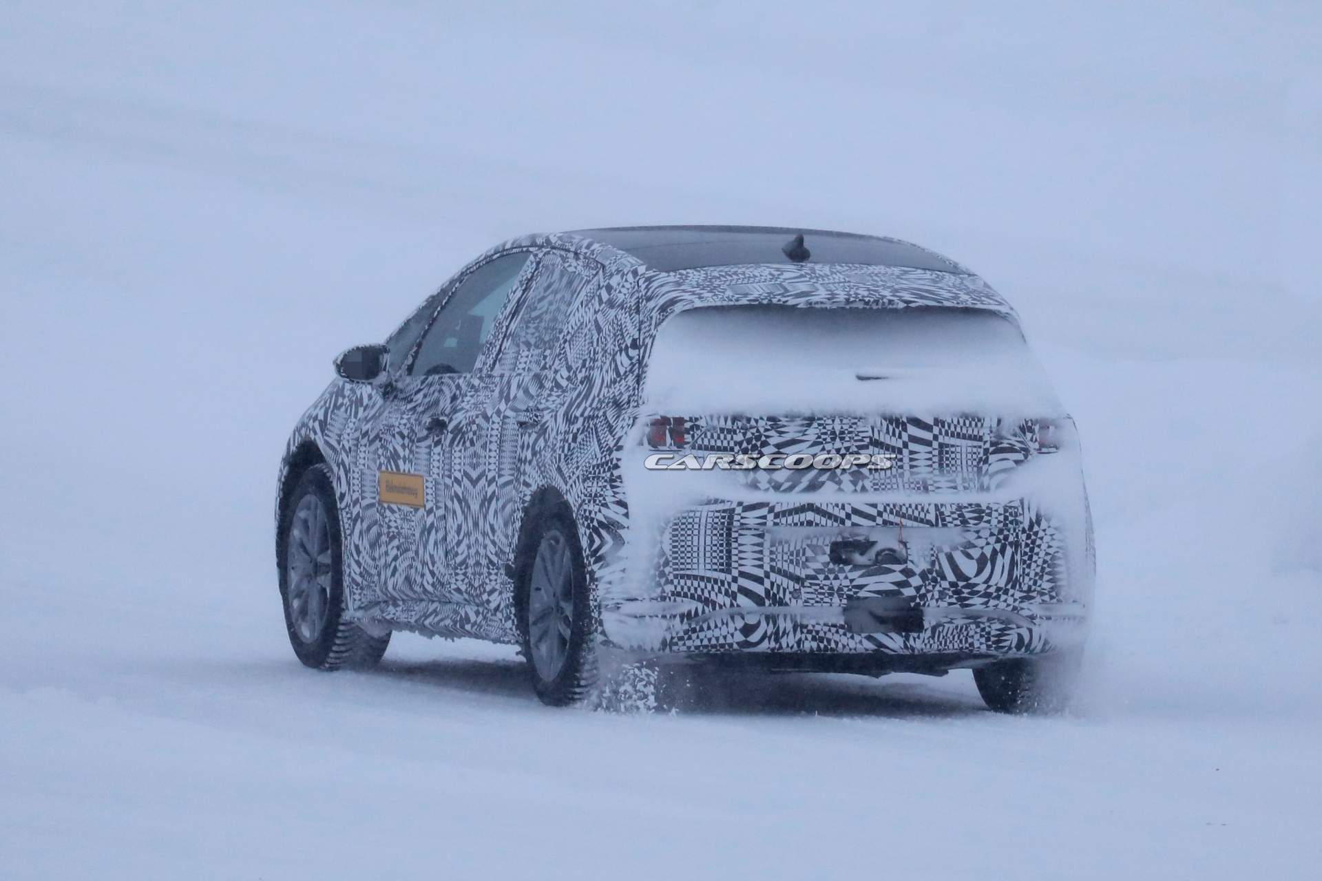 VOLKSWAGEN NEO: O COMPACTO ELÉTRICO JÁ ESTA RODANDO NOS CLIMAS FRIOS DO NORTE DA EUROPA, foto 17