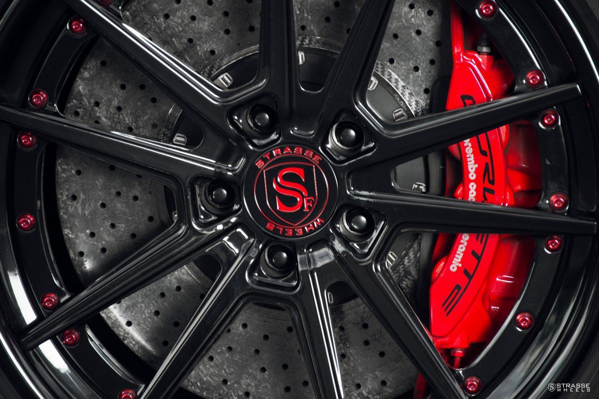 CHEVROLET CORVETTE ZR1 OFERECE UMA IMAGEM MAIS RADICAL COM AS RODAS DA STRASSE WHEELS, foto 4