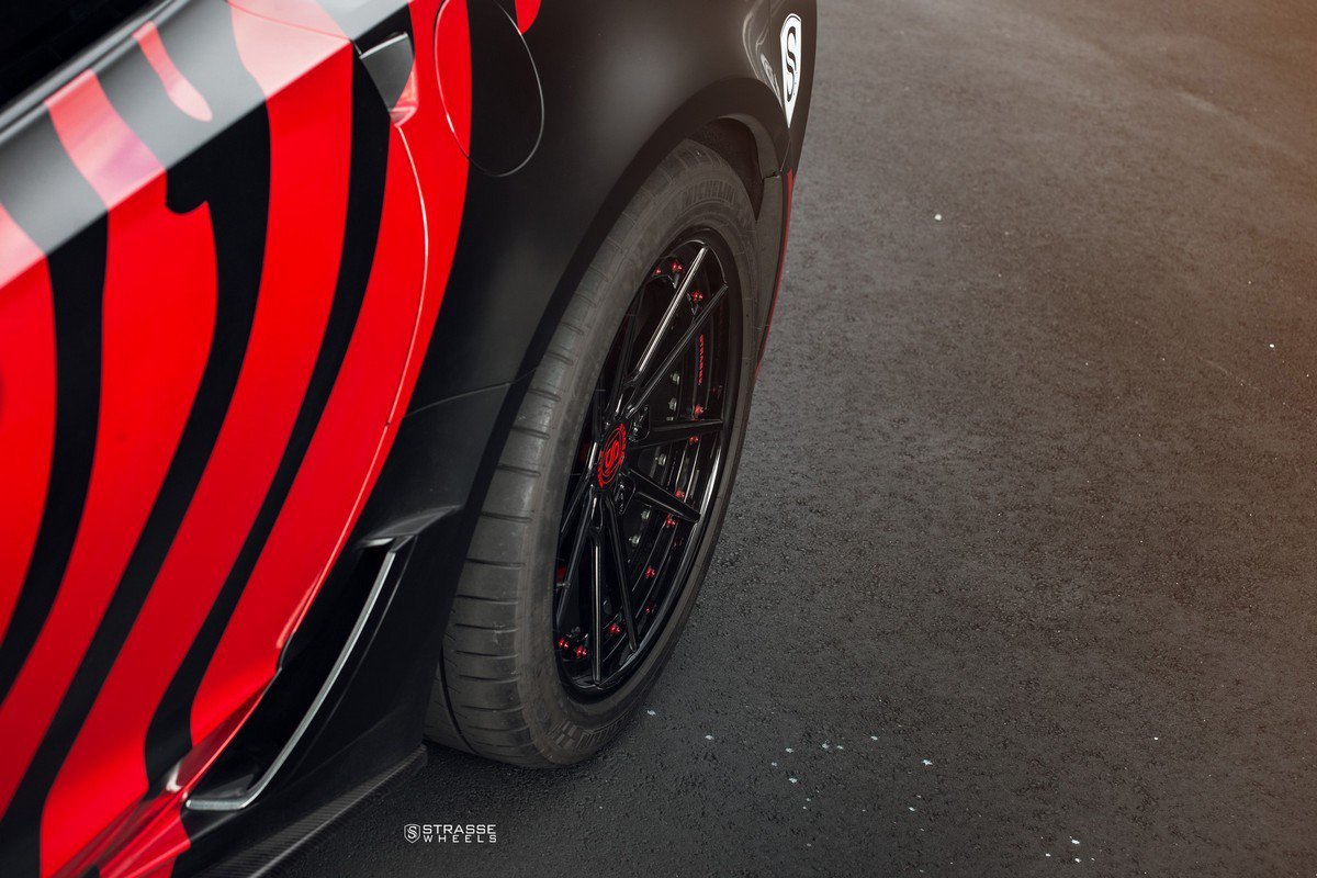 CHEVROLET CORVETTE ZR1 OFERECE UMA IMAGEM MAIS RADICAL COM AS RODAS DA STRASSE WHEELS, foto 12