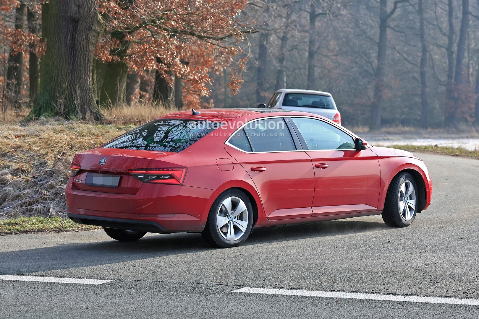 NOVO SKODA SUPERB FOI FLAGRADO COM AS DUAS CARROCERIAS, foto 16