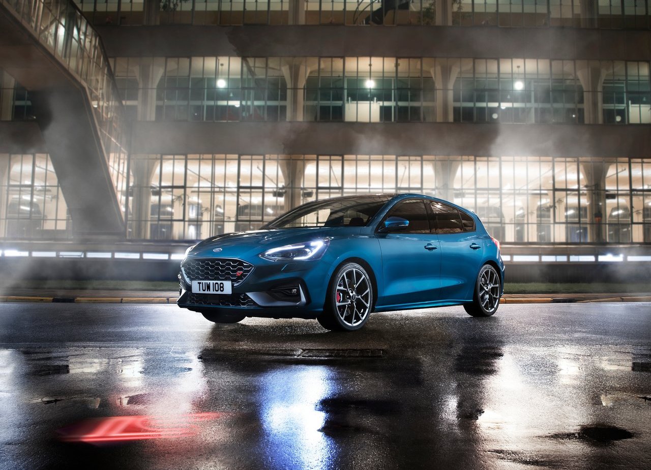 NOVO FORD FOCUS ST REVELADO COM UM MOTOR DE 2.3 LITROS E 280 CV, foto 2