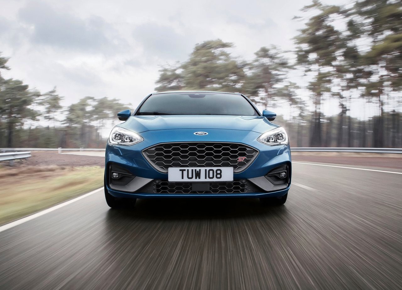 NOVO FORD FOCUS ST REVELADO COM UM MOTOR DE 2.3 LITROS E 280 CV, foto 14