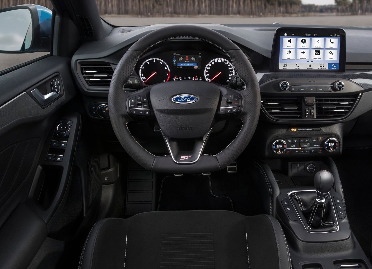 NOVO FORD FOCUS ST REVELADO COM UM MOTOR DE 2.3 LITROS E 280 CV, foto 15