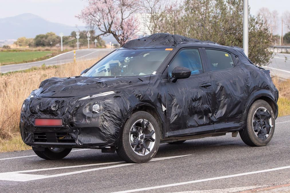 NOVA GERAÇÃO DO NISSAN JUKE FLAGRADA EM TESTES, foto 3