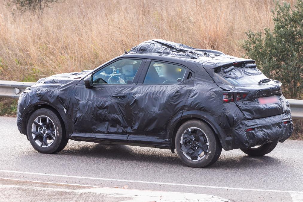 NOVA GERAÇÃO DO NISSAN JUKE FLAGRADA EM TESTES, foto 8