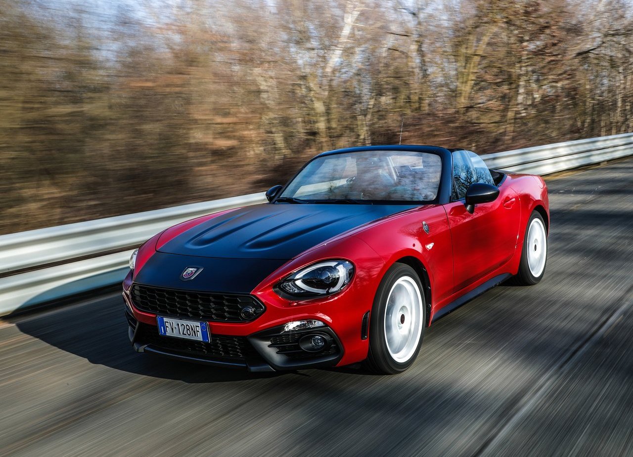 ABARTH 124 RALLY TRIBUTE: UMA EDIÇÃO ESPECIAL PARA CELEBRAR O SUCESSO NAS COMPETIÇÕES, foto 10