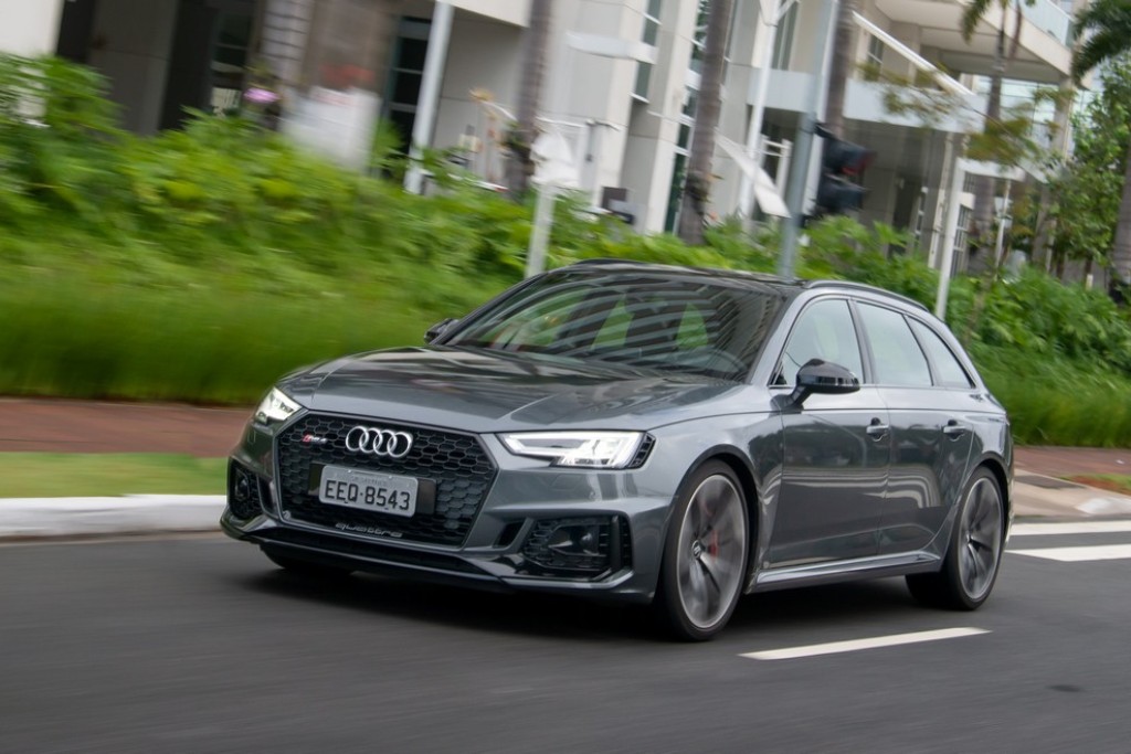 NOVO AUDI RS4 AVANT CHEGA AO BRASIL, foto 1