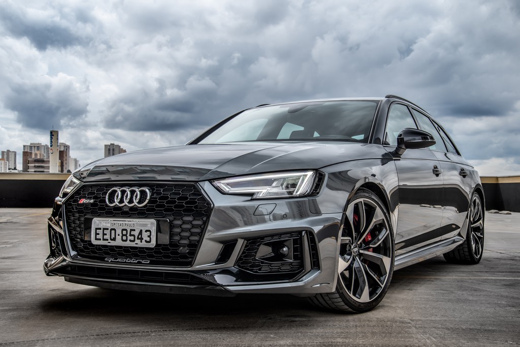NOVO AUDI RS4 AVANT CHEGA AO BRASIL, foto 3