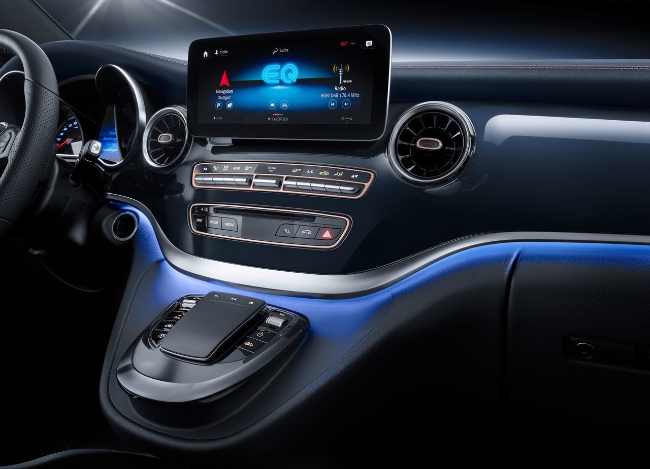 MERCEDES-BENZ REVELA EM GENEBRA O CONCEPT EQV, foto 9