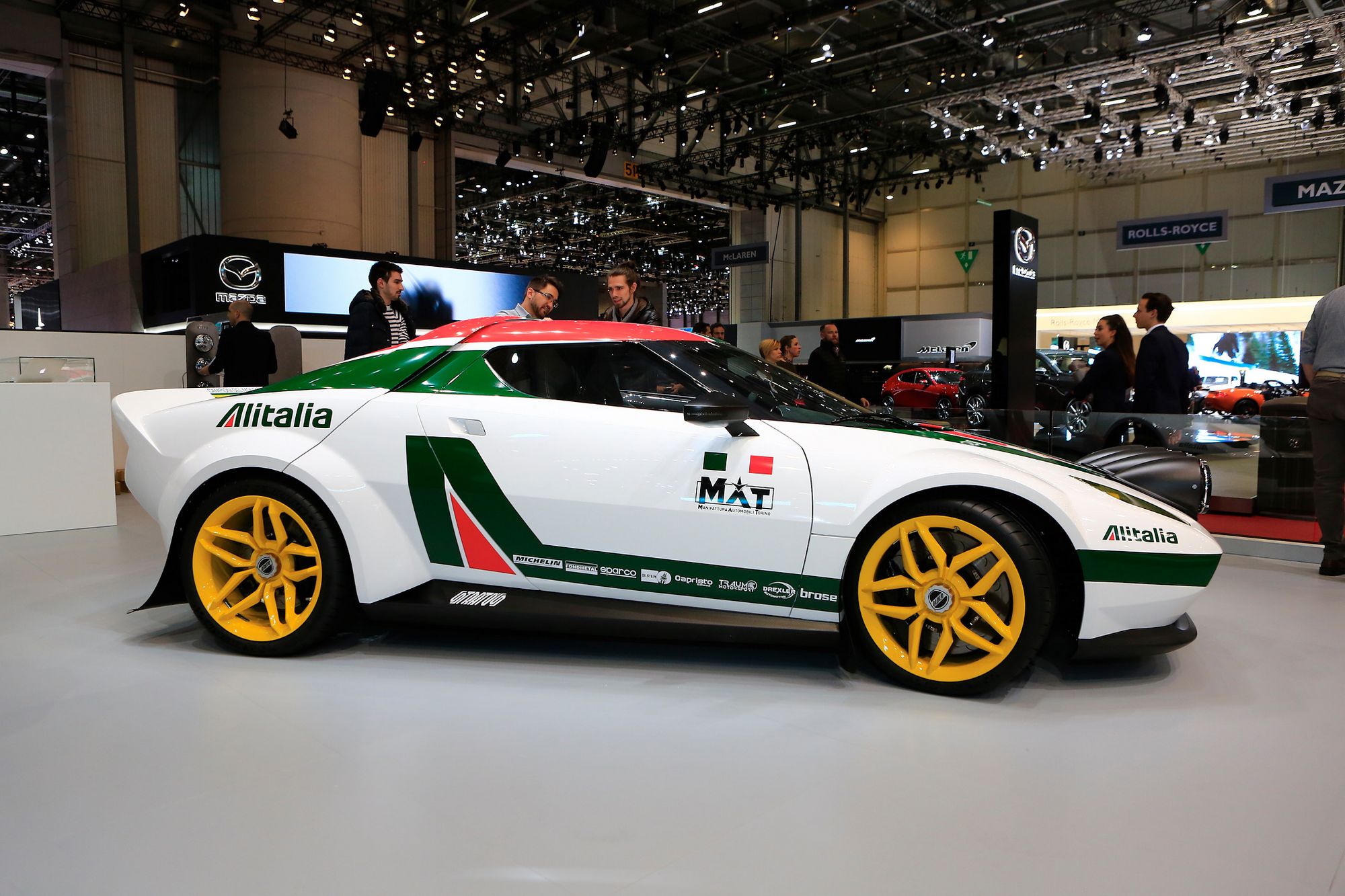 NOVO STRATOS COM DECORAÇÃO DE RALLY CHAMA A ATENÇÃO NO SALÃO DE GENEBRA, foto 2