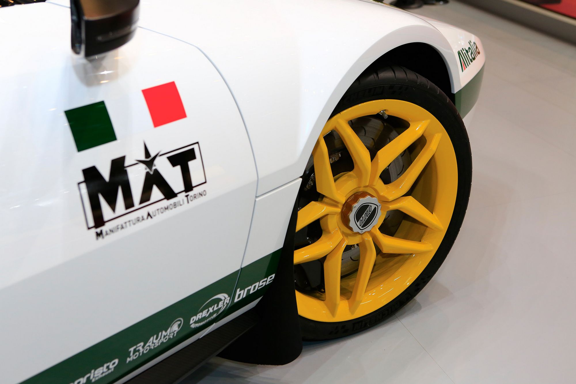 NOVO STRATOS COM DECORAÇÃO DE RALLY CHAMA A ATENÇÃO NO SALÃO DE GENEBRA, foto 3