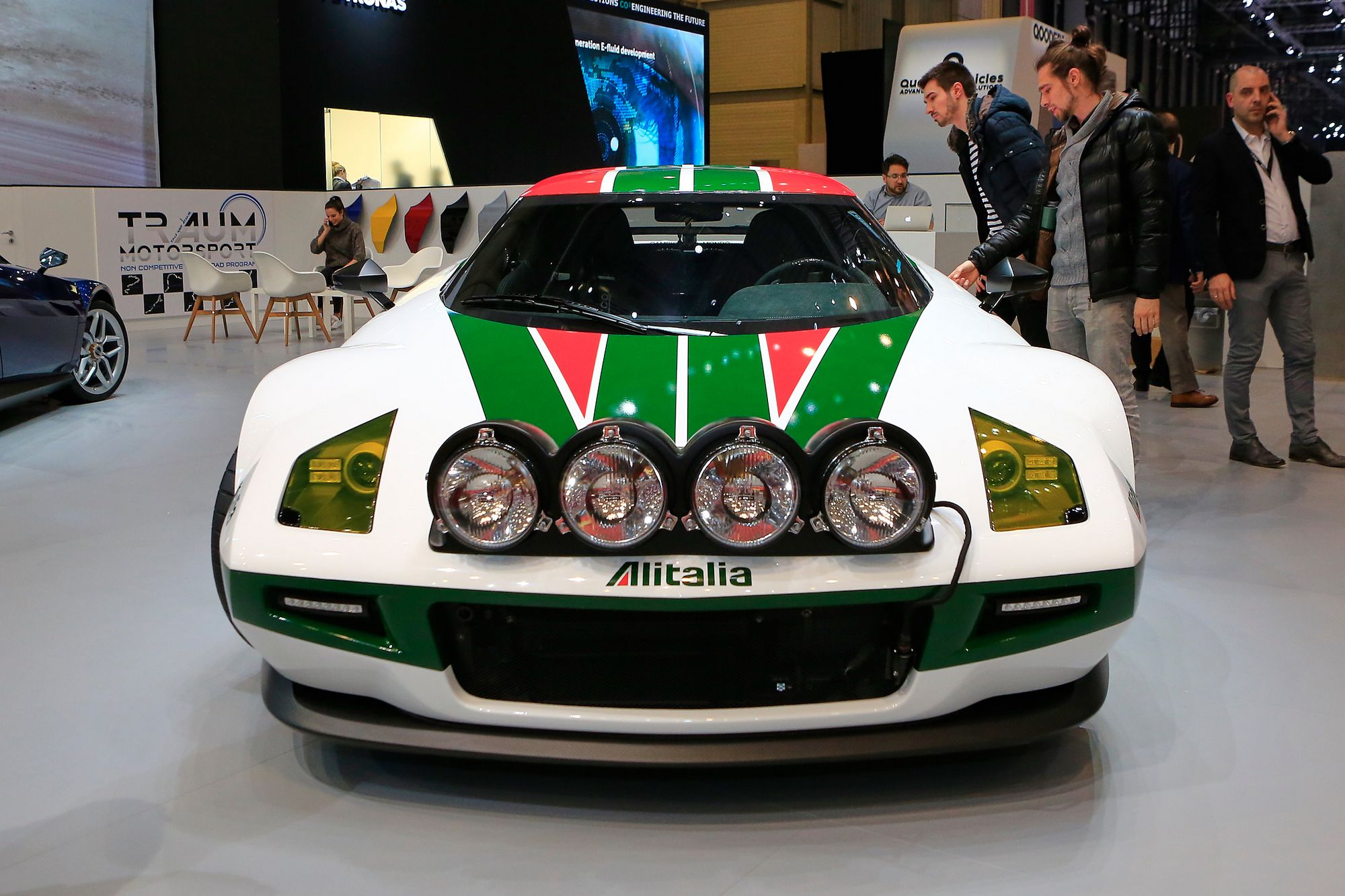 NOVO STRATOS COM DECORAÇÃO DE RALLY CHAMA A ATENÇÃO NO SALÃO DE GENEBRA, foto 5