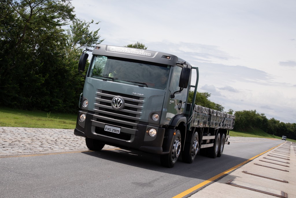 VOLKSWAGEN LANÇA CONSTELLATION 30.280 E AMPLIA LINHA DE SEMIPESADOS, foto 1