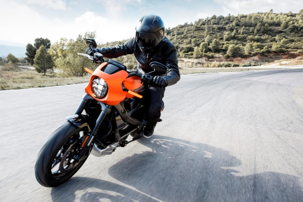 HARLEY-DAVIDSON MOSTRA LIVEWIRE E CONCEITOS ELÉTRICOS NO SALÃO DE GENEBRA 2019, foto 2