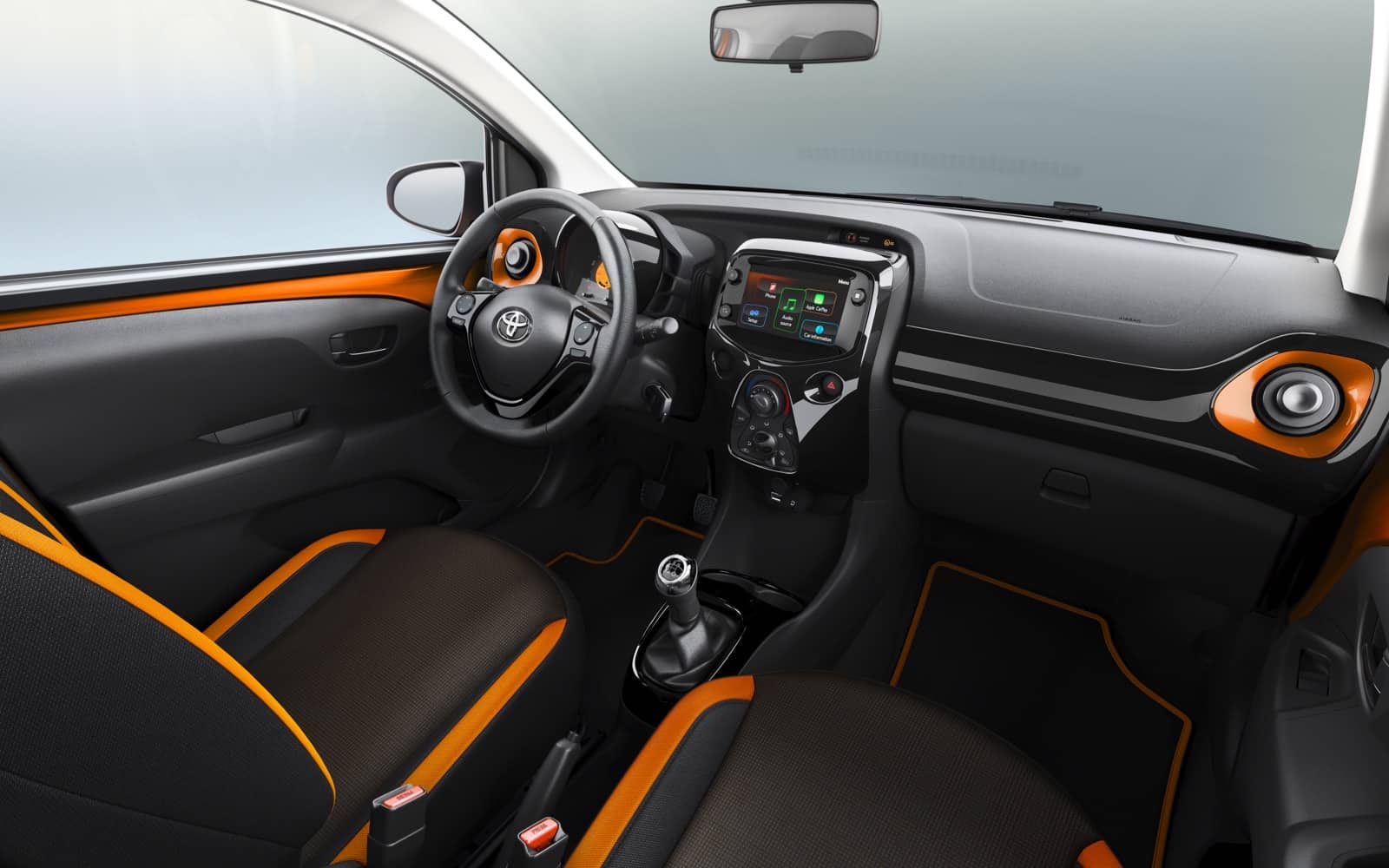 OS NOVOS TOYOTA AYGO X-STYLE E X-CITE 2019 ESTREARAM EM GENEBRA, foto 2