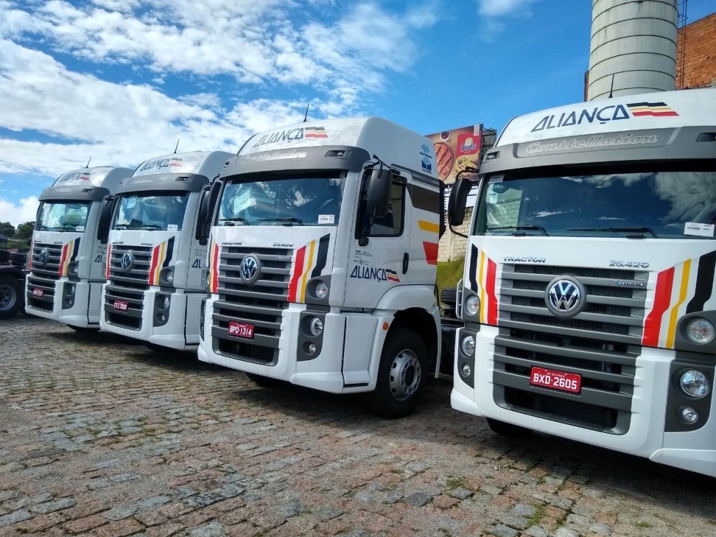 APTA CAMINHÕES E ÔNIBUS VENDE 50 CAMINHÕES PARA A ALIANÇA LOGÍSTICA, foto 2