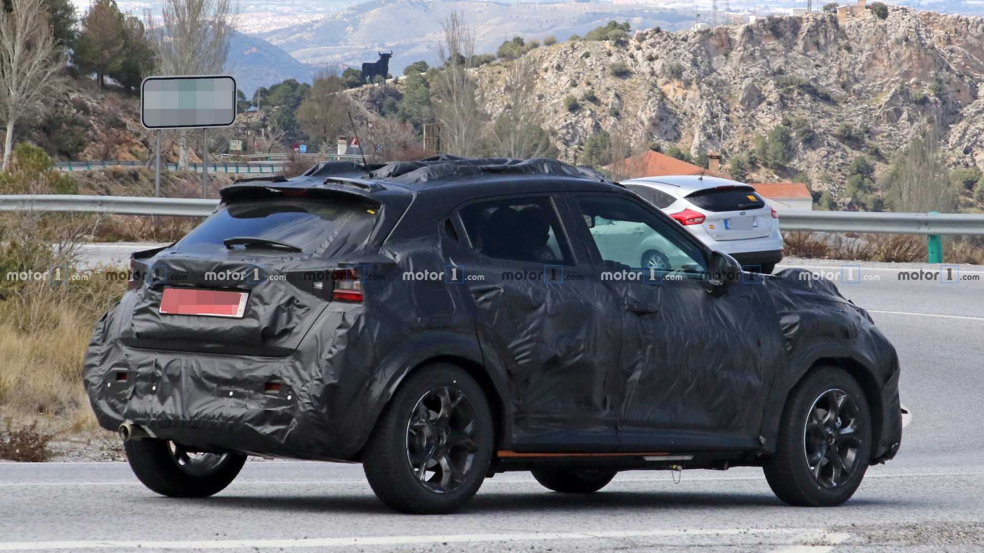 SEGUNDA GERAÇÃO DO NISSAN JUKE VOLTA A SER FLAGRADA NO SUL DA EUROPA, foto 9