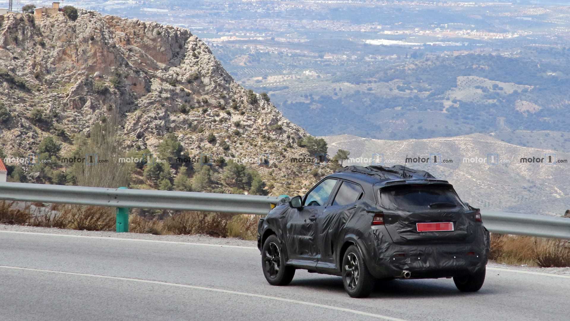 SEGUNDA GERAÇÃO DO NISSAN JUKE VOLTA A SER FLAGRADA NO SUL DA EUROPA, foto 14