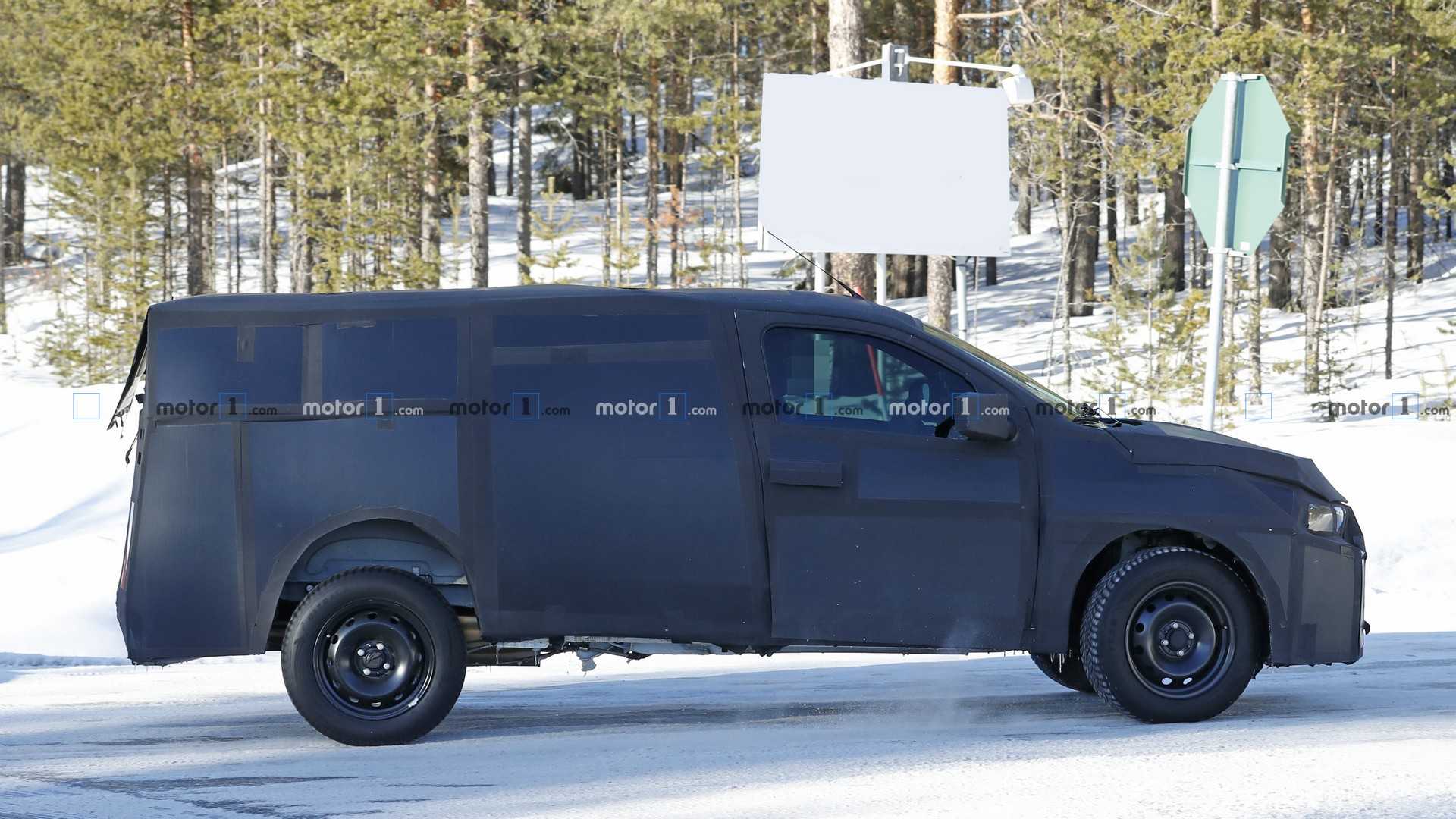 NOVO FIAT MOBI PICK-UP FLAGRADO DURANTE SEUS TESTES DE INVERNO NA ESCANDINÁVIA, foto 13