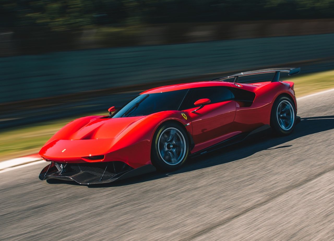 FERRARI REVELA O P80/C, UMA VERSÃO 'ONE-OFF' QUE SÓ PODE RODAR EM CIRCUITO, foto 3