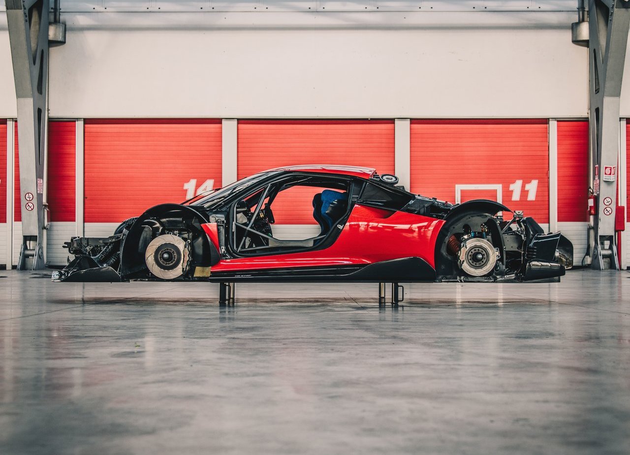 FERRARI REVELA O P80/C, UMA VERSÃO 'ONE-OFF' QUE SÓ PODE RODAR EM CIRCUITO, foto 11
