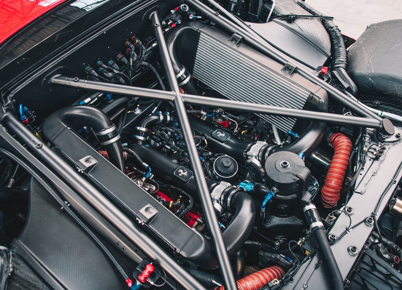 FERRARI REVELA O P80/C, UMA VERSÃO 'ONE-OFF' QUE SÓ PODE RODAR EM CIRCUITO, foto 12