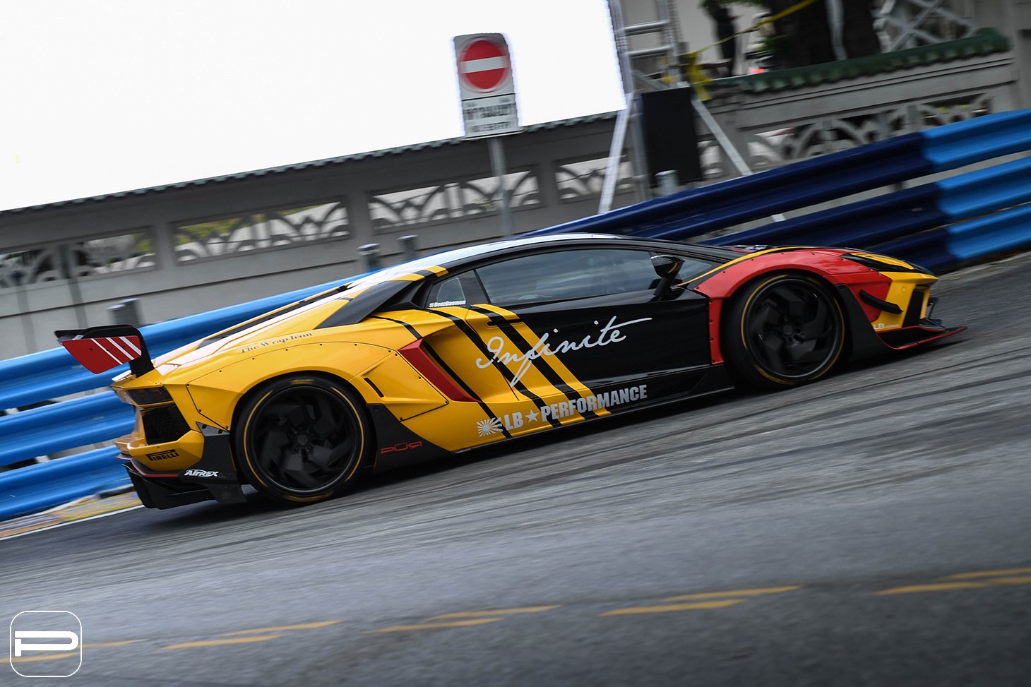INFINITE E LIBERTY WALK TORNAM O LAMBORGHINI AVENTADOR AINDA MAIS RADICAL, foto 2