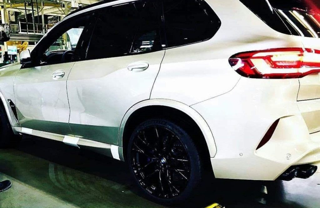 NOVO BMW X5 M COMPETITION VAZA DESPIDO DE CAMUFLAGEM, foto 9