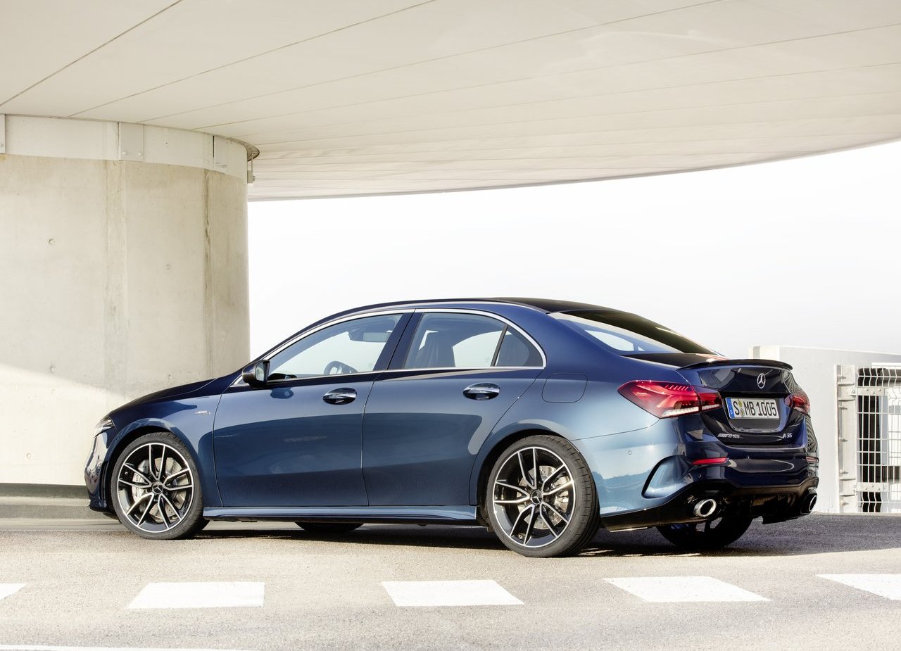 O NOVO MERCEDES-AMG A 35 4MATIC SEDAN JÁ É OFICIAL, foto 10