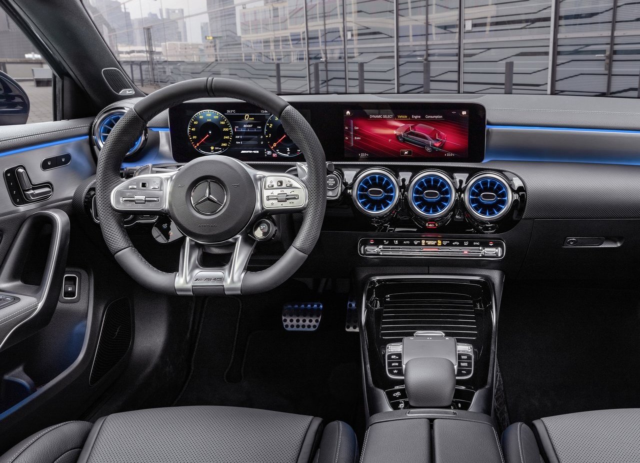 O NOVO MERCEDES-AMG A 35 4MATIC SEDAN JÁ É OFICIAL, foto 15