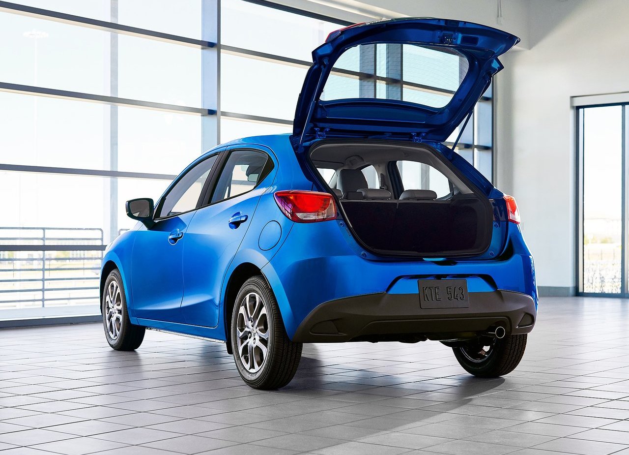 NOVO TOYOTA YARIS PARA OS ESTADOS UNIDOS É UM MAZDA2 REMARCADO, foto 4
