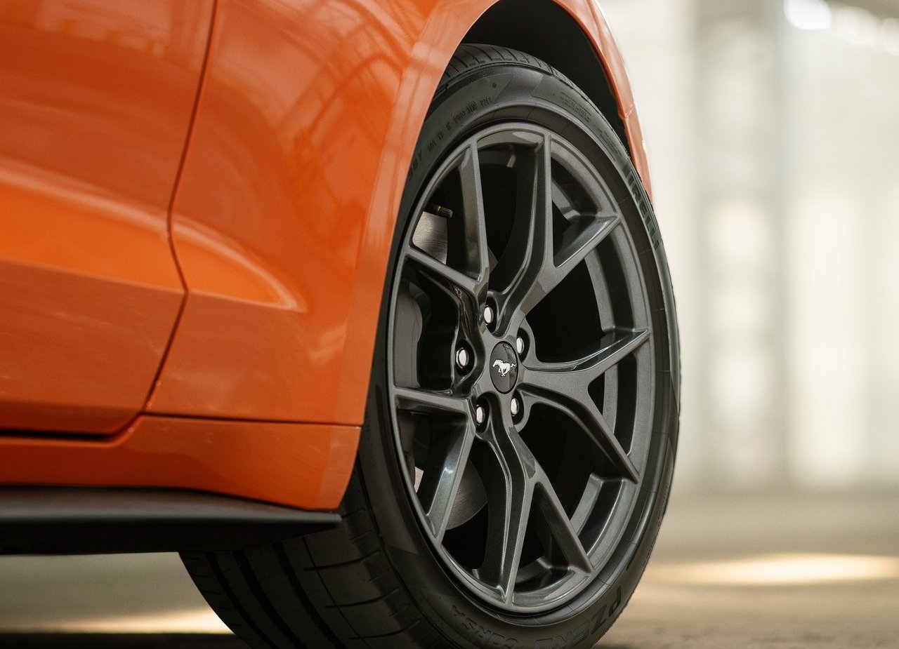 FORD REVELA A NOVA VERSÃO MUSTANG HIGH PERFORMANCE PACKAGE, foto 11
