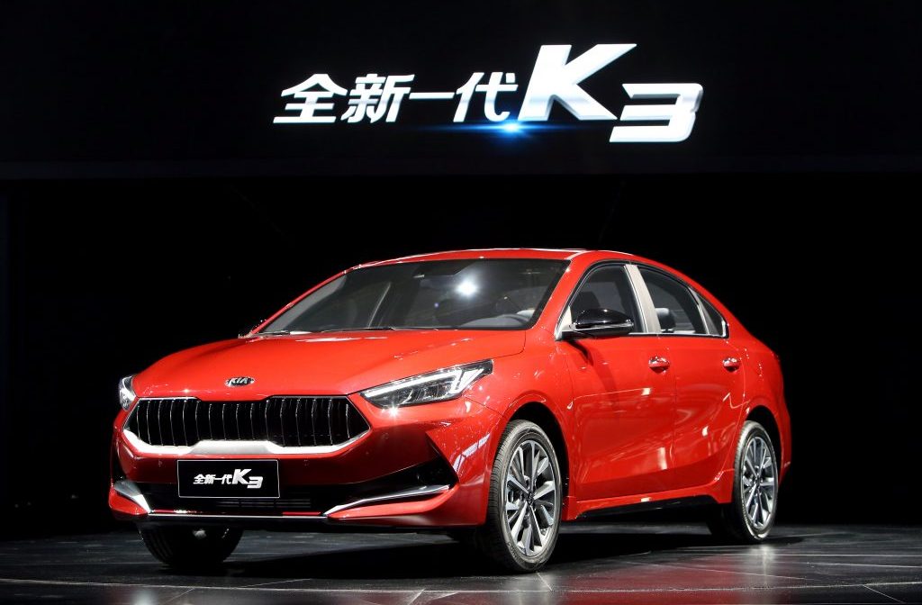KIA K3 2019: O SEDAN COREANO SURGE ELETRIFICADO EM SHANGHAI COM UMA VERSÃO PHEV, foto 1