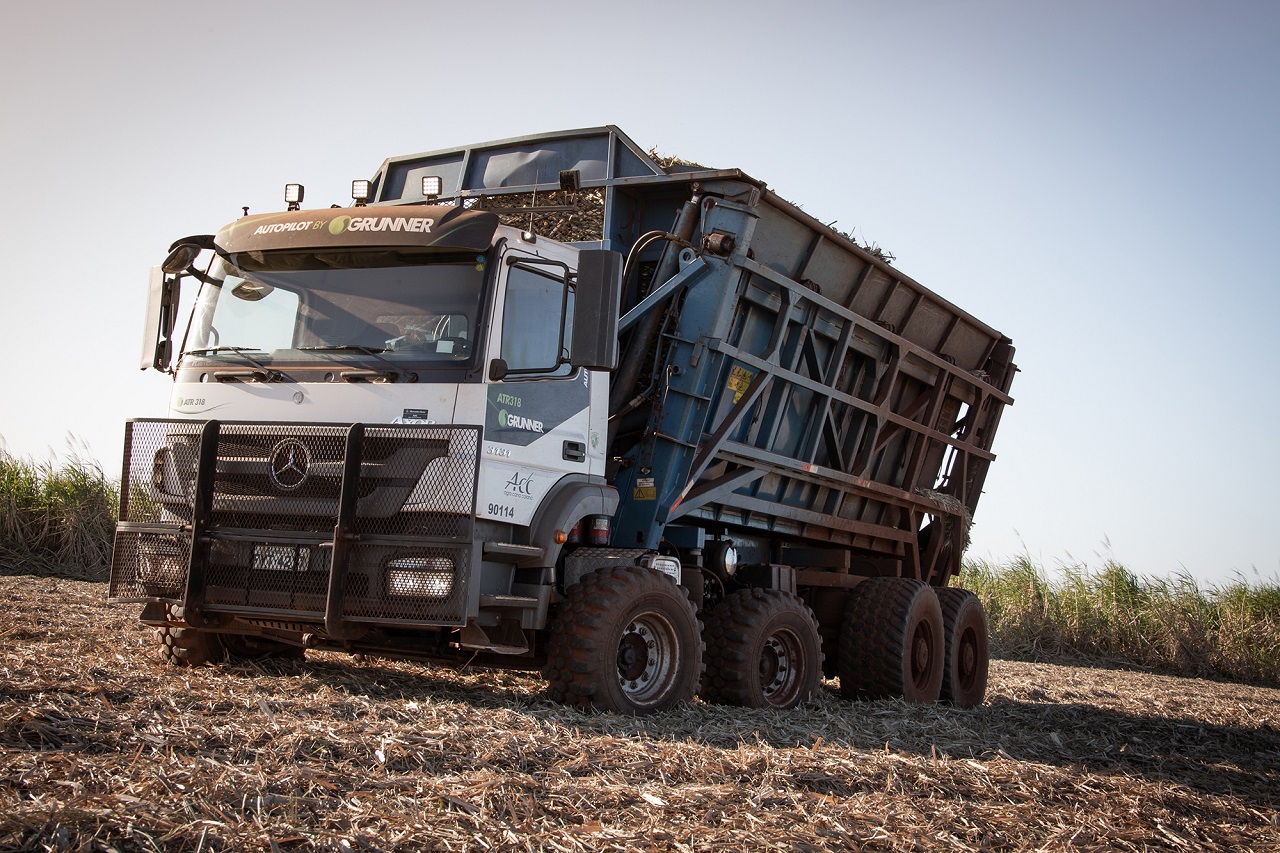 MERCEDES-BENZ AXOR DE DIREÇÃO AUTÔNOMA PARA TRANSBORDO DE CANA OFERECE A MAIOR CAPACIDADE DE CARGA LÍQUIDA DO BRASIL, foto 4