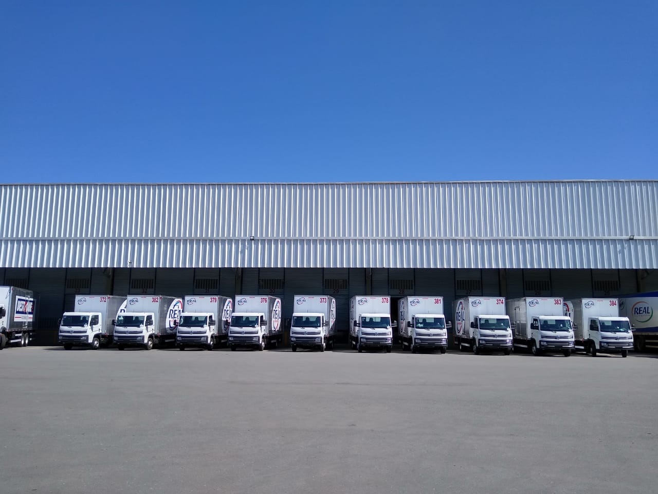UM DOS MAIORES GRUPOS ATACADISTAS DO BRASIL ADQUIRE 75 CAMINHÕES VOLKSWAGEN, foto 1